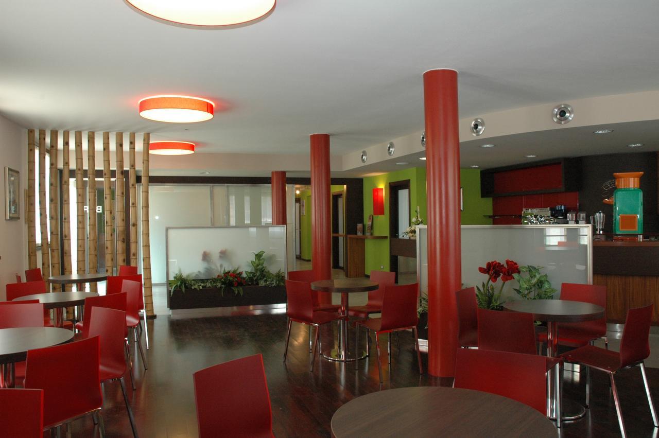 Hotel Il Borghetto Bariano Bagian luar foto